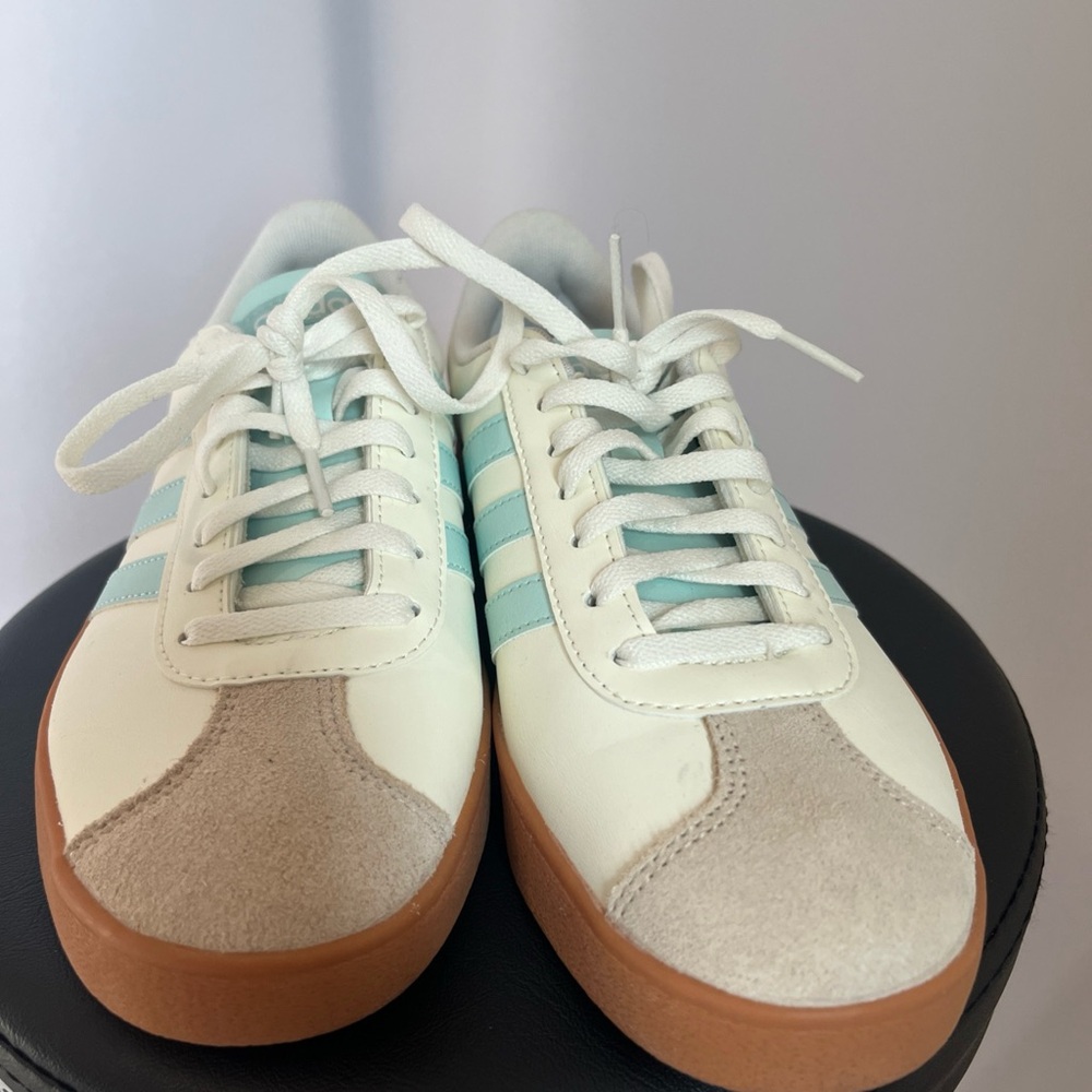 Adidas Cream and Light Blue Sneakers - Picture 5 of 5
